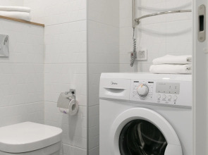 Апартаменты MyhomeYourhome на Салова 61