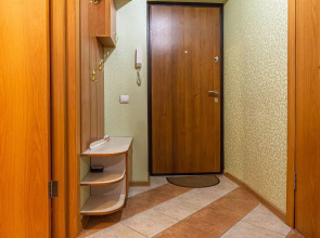 Апартаменты Квартира в центре с качелями на веранде рядом с колесом обозрения