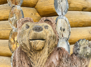 Tri Bogatyrya Guest House