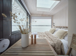 Гостевой дом Дом у озера 4Стихии