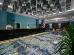 Отель Senza Garden Holiday Club