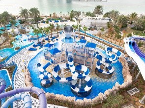 Отель Le Méridien Mina Seyahi Beach Resort & Waterpark