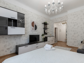 Квартира Трехкомнатная квартира с видом на город