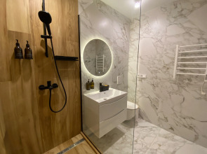 Квартира с видом на горы в центре Поляны