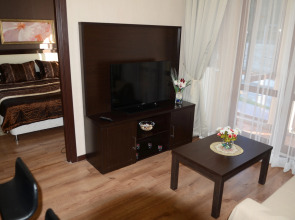 Апартаменты с 2 спальнями и видом на реку и горы