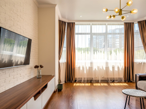 Апартаменты в центре города с видом на парк