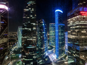 Просторный апартамент с шикарным видом на башни! 42 этаж!