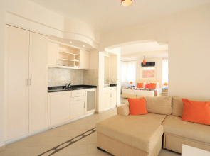 Отель Golden Life Heights Deluxe Suite