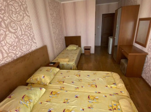 Гостевой дом Лазурит