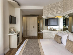 Отель Yasmak Sultan