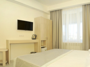 Отель Черноморский