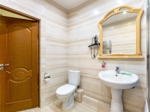 Апартаменты West39 Шахматная 4Б