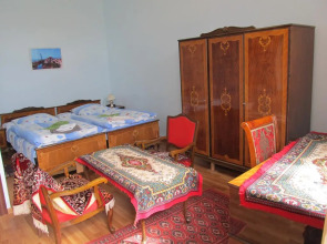 Хостел Artush & Raisa B&B