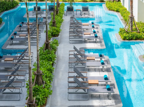 Курортный Отель Kora Beach Resort Phuket