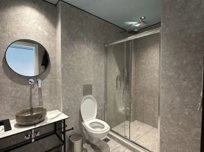 Апартаменты Urban Elephant Suites