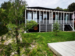 Гостевой Дом Семейные Апартаменты Белый Кролик