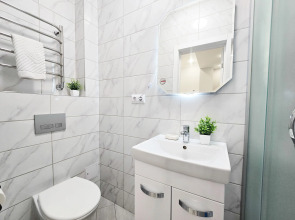 Квартира Стильная студия для 3х человек с кроватями и зоной отдыха на улице