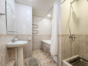 Апартаменты двухкомнатные в центре Сеть ЙоХоум