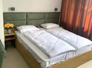 Апарт-отель Nine Rooms