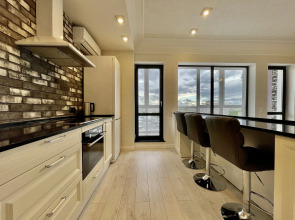 Апартаменты 1-комнатные HomeApart П. Мстиславца, 15