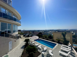 Квартира Янтарь с бассейном в Сириусе