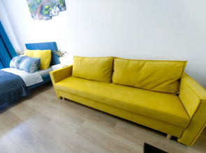 Квартира Вместительная у МРНЦ им. Цыба