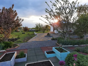 Глэмпинг В поле