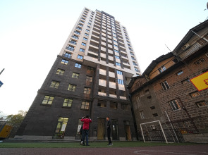 Апартаменты улучшенные с балконом от Sweet Home