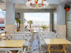 Курортный отель Кавказ