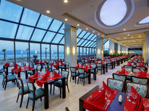 Royal Teos Thermal Resort Clinic & Spa (Halal Hotel)