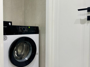 Квартира Happy Mercury просторная студия рядом с метро недалеко от центра