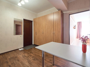 Апартаменты Барбарис Ирины Савельевой - Рядом с парком, долиной роз и красным солнышком