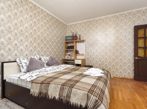 Апартаменты Семейная Квартира на 6 человек м.Домодедовская