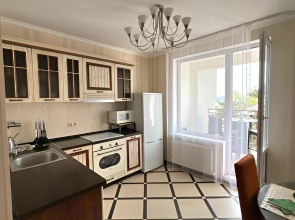 Улучшенные трехкомнатные апартаменты с террасой