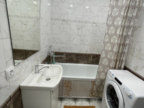 Апартаменты на Проспекте Строителей 27-4