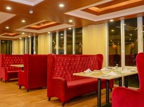 Отель The Grand Kandyan