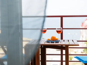 Апартаменты 3 на мысе Фиолент