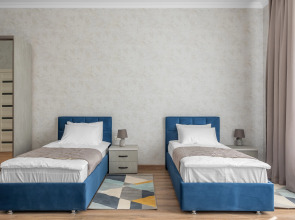 Отель Харес