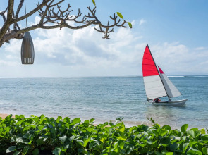 Отель Maya Sanur Resort & Spa