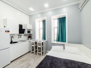 Narodnaya 14s1 (01) Apartments