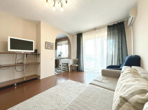 Квартира двухкомнатная в центре на Кирова рядом со стадионом Химик