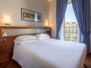 Отель Best Western Plus Hotel Plaza Napoli