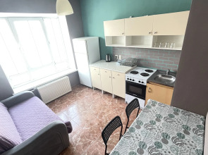 Апартаменты Вертолетная 4/2