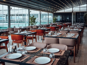 Destiny Marine Deluxe Hotel