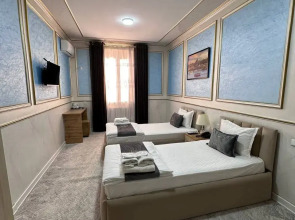 Отель Hotel Afsona