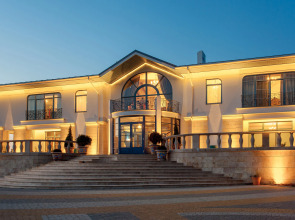 Бутик-отель Villa Romanov Wine Club & SPA