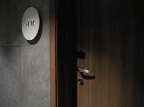 Апартаменты MyhomeYourhome на Салова 61