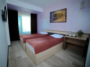 Отель Астра