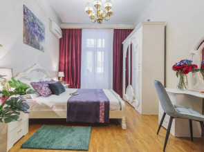 Квартира GM Apartments Уютная двушка рядом с Кремлем и Арбатом