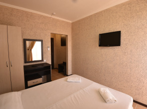 Отель Замок Азов